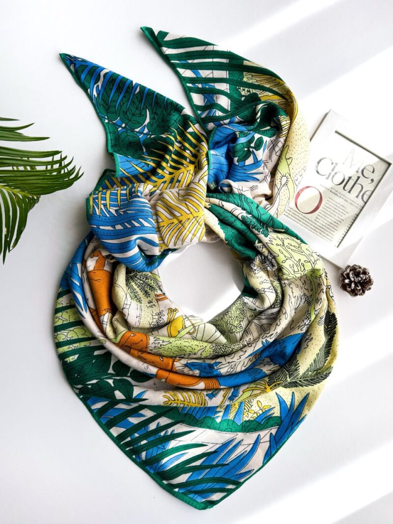 روسری رنگی طرح دار کد 10133 - Image 2