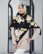 روسری رنگی طرح دار کد 10138