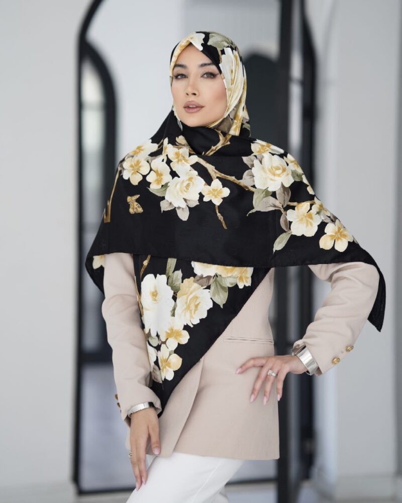 روسری رنگی طرح دار کد 10138 - Image 1