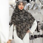 روسری رنگی نخی طرح دار کد 10343