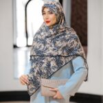 روسری رنگی نخی طرح دار کد 10346