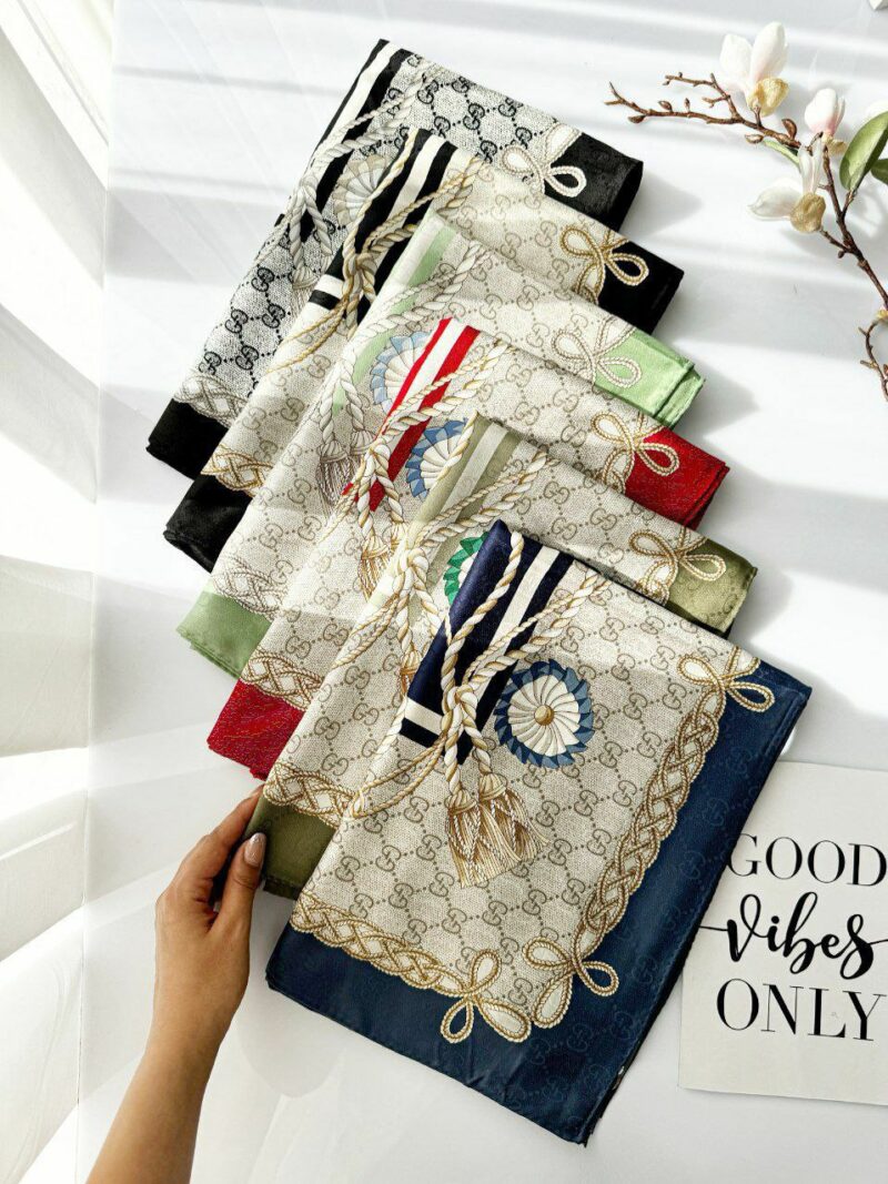 روسری رنگی طرح دار کد 10605 - Image 2