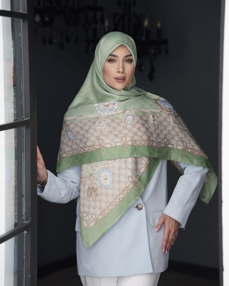 روسری رنگی طرح دار کد 10606 - Image 1