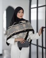 روسری رنگی طرح دار کد 10608