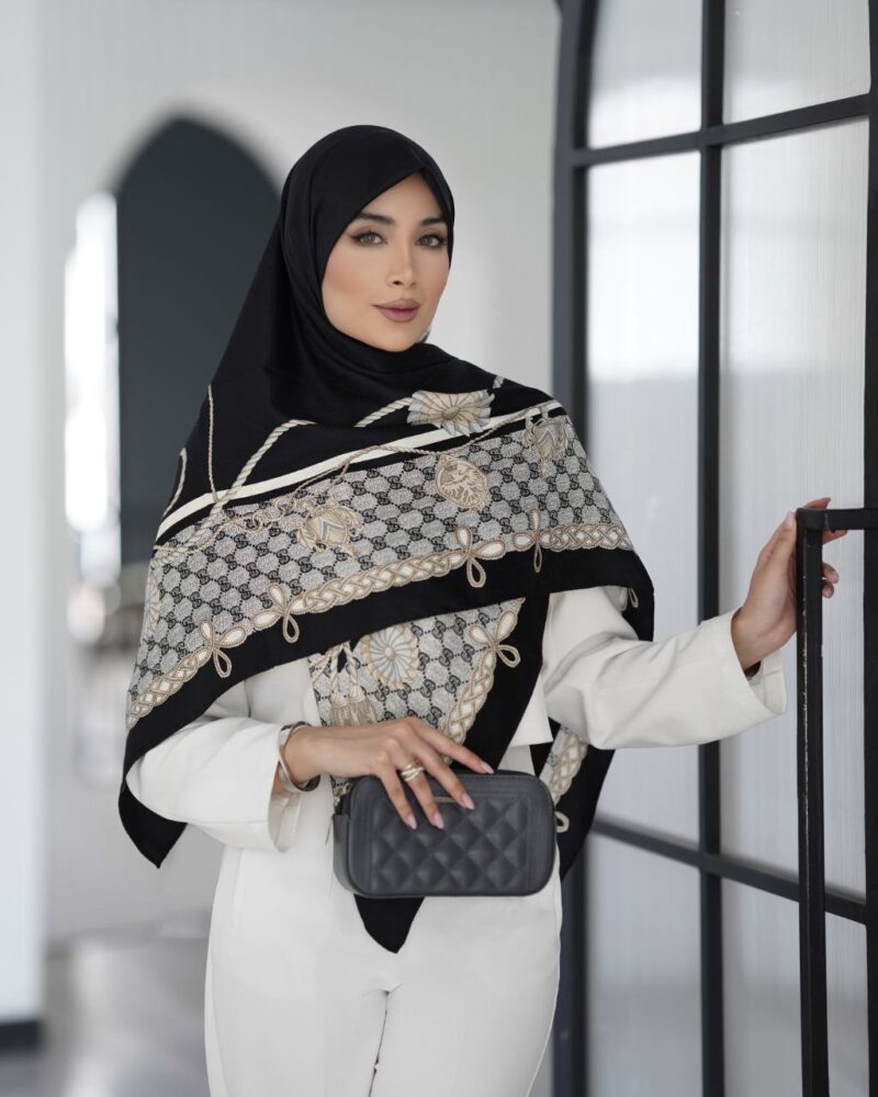 روسری رنگی طرح دار کد 10608 - Image 1