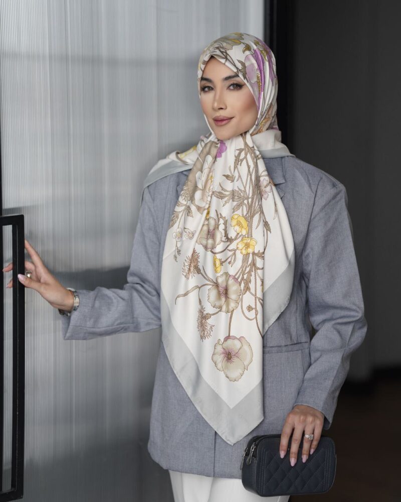 روسری رنگی طرح دار کد 10665 - Image 1