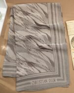 روسری رنگی طرح دار کد 10673 - Image 6