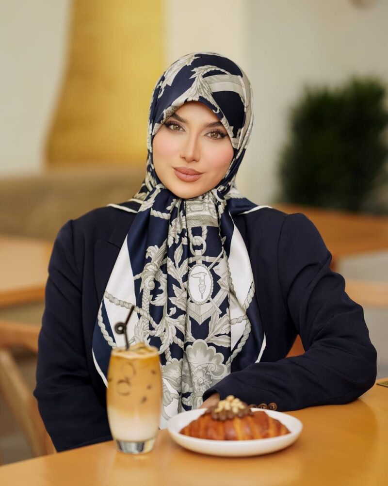 روسری رنگی طرح دار کد 10674 - Image 1