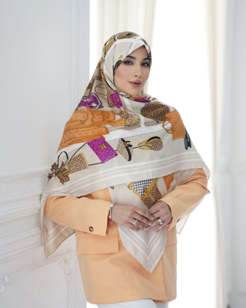 روسری رنگی طرح دار کد 10718 - Image 1