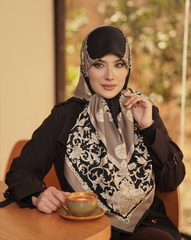 روسری رنگی طرح دار کد 16085 - Image 1
