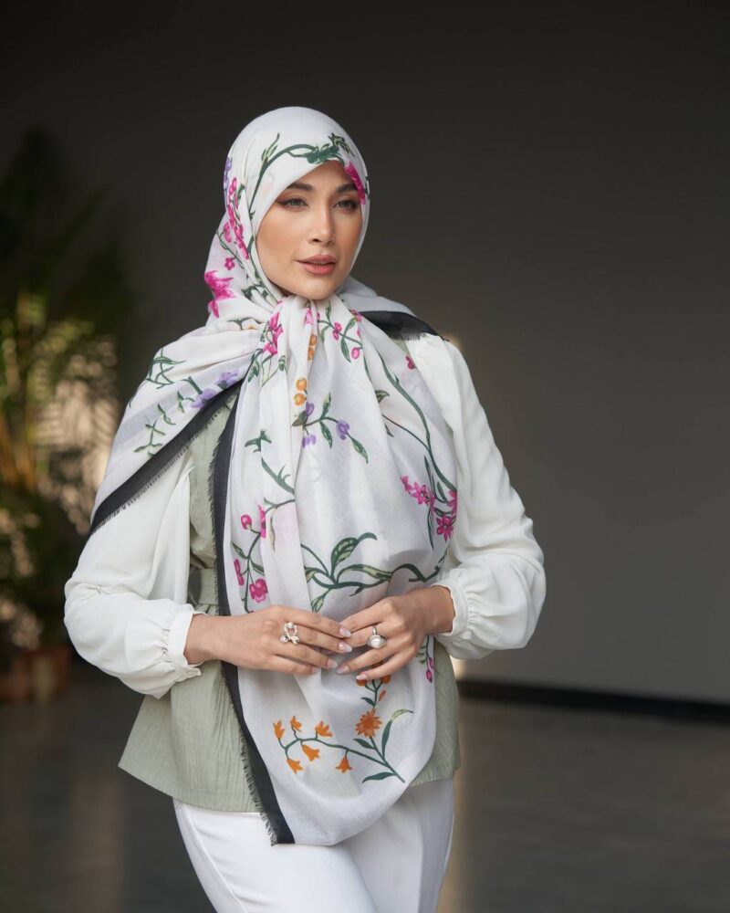 روسری رنگی طرح دار کد 16606 - Image 1