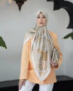 روسری رنگی طرح دار کد 16624