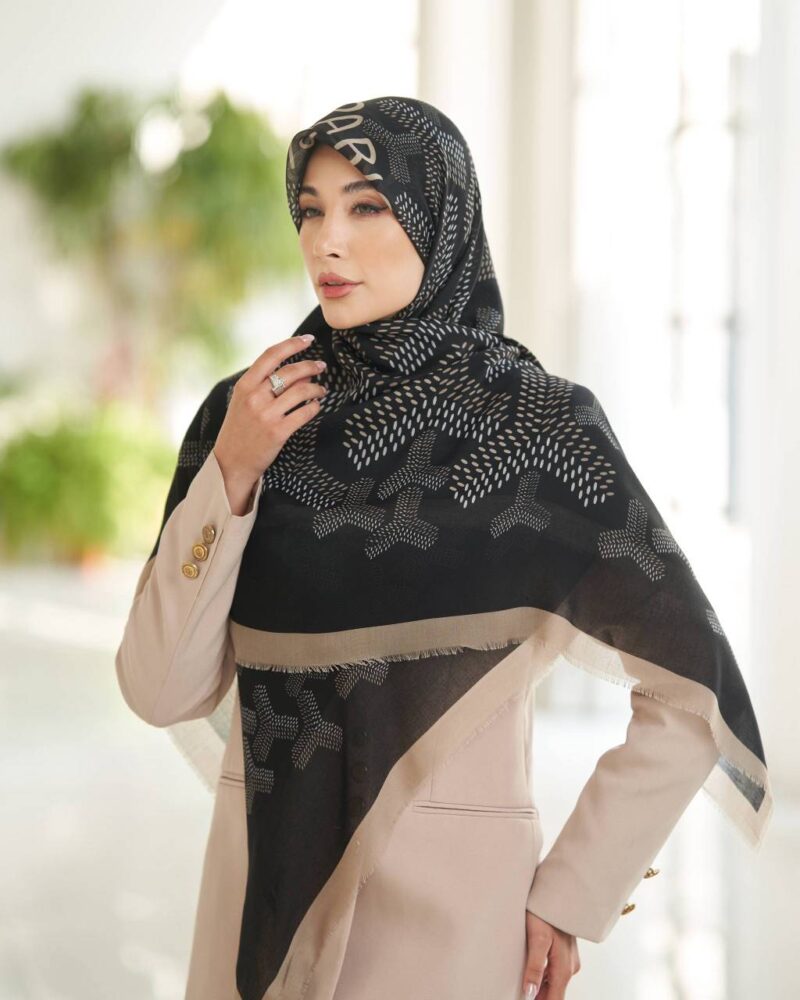 روسری رنگی طرح دار کد 16642 - Image 3