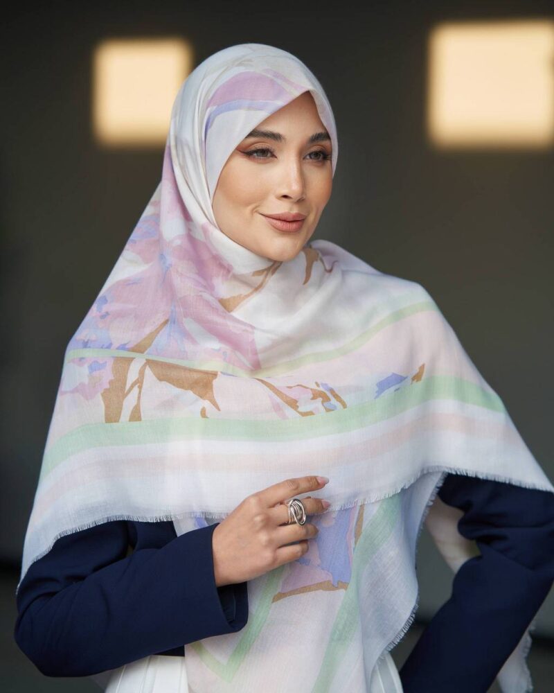 روسری رنگی طرح دار کد 16643 - Image 1