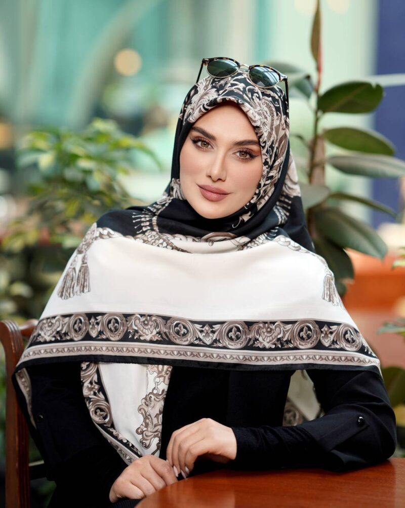 17272 روسری رنگی طرح دار کد 17272 - Image 1