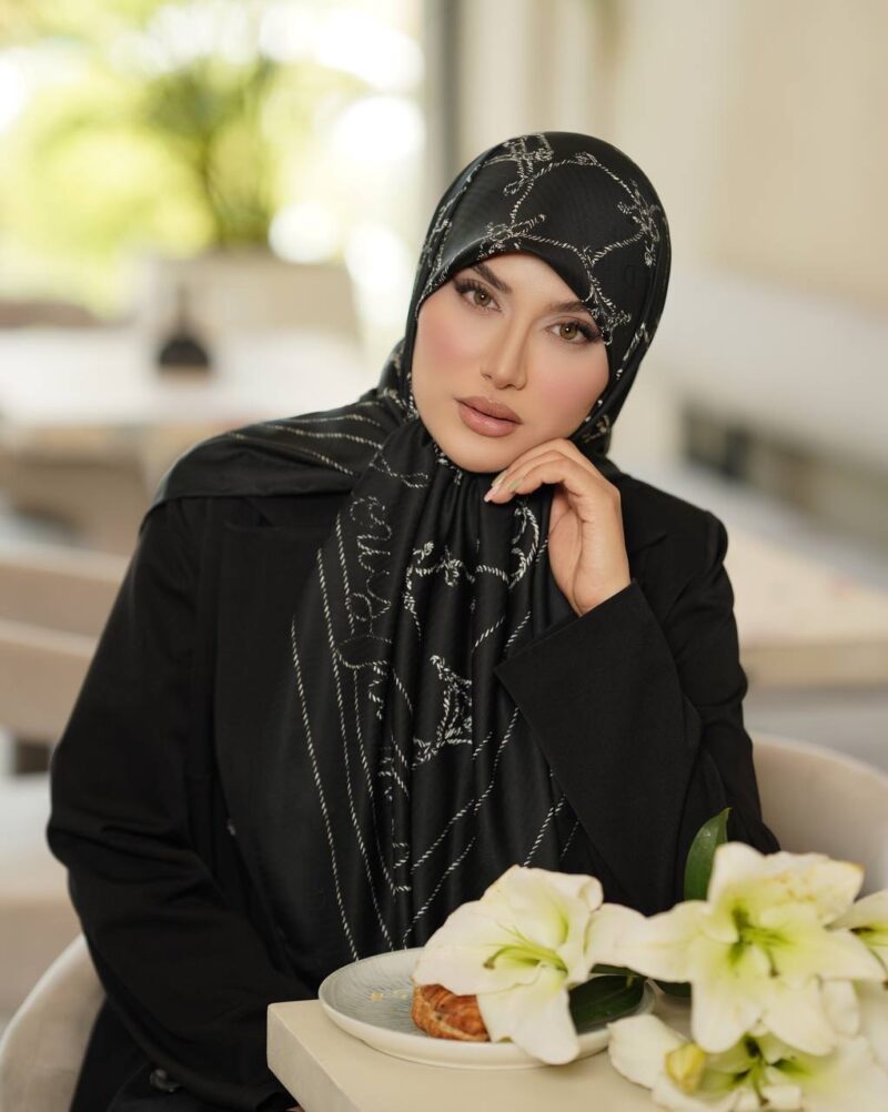 17290 روسری رنگی طرح دار کد 17290 - Image 1