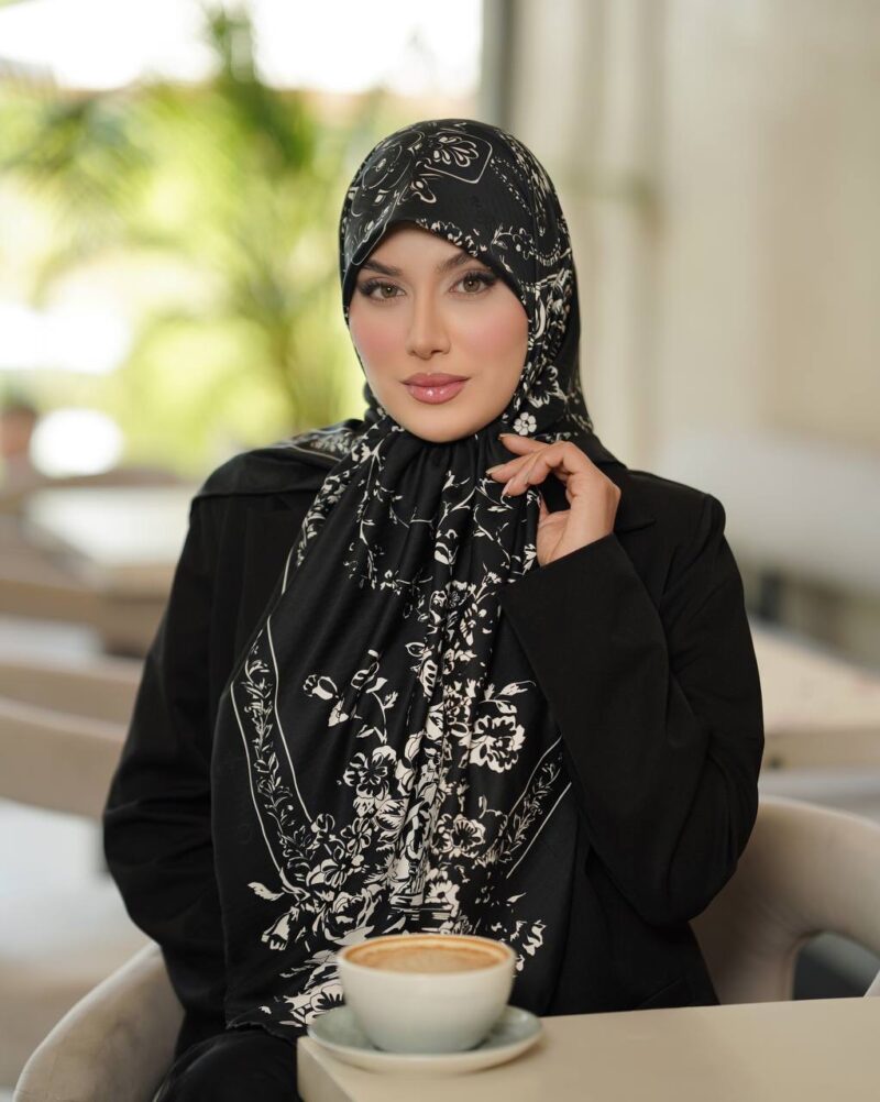 روسری رنگی طرح دار کد 17291 - Image 1