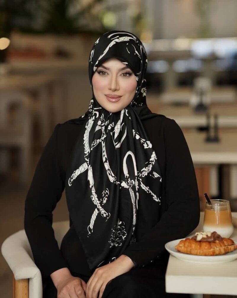 روسری رنگی طرح دار کد 17308 - Image 1